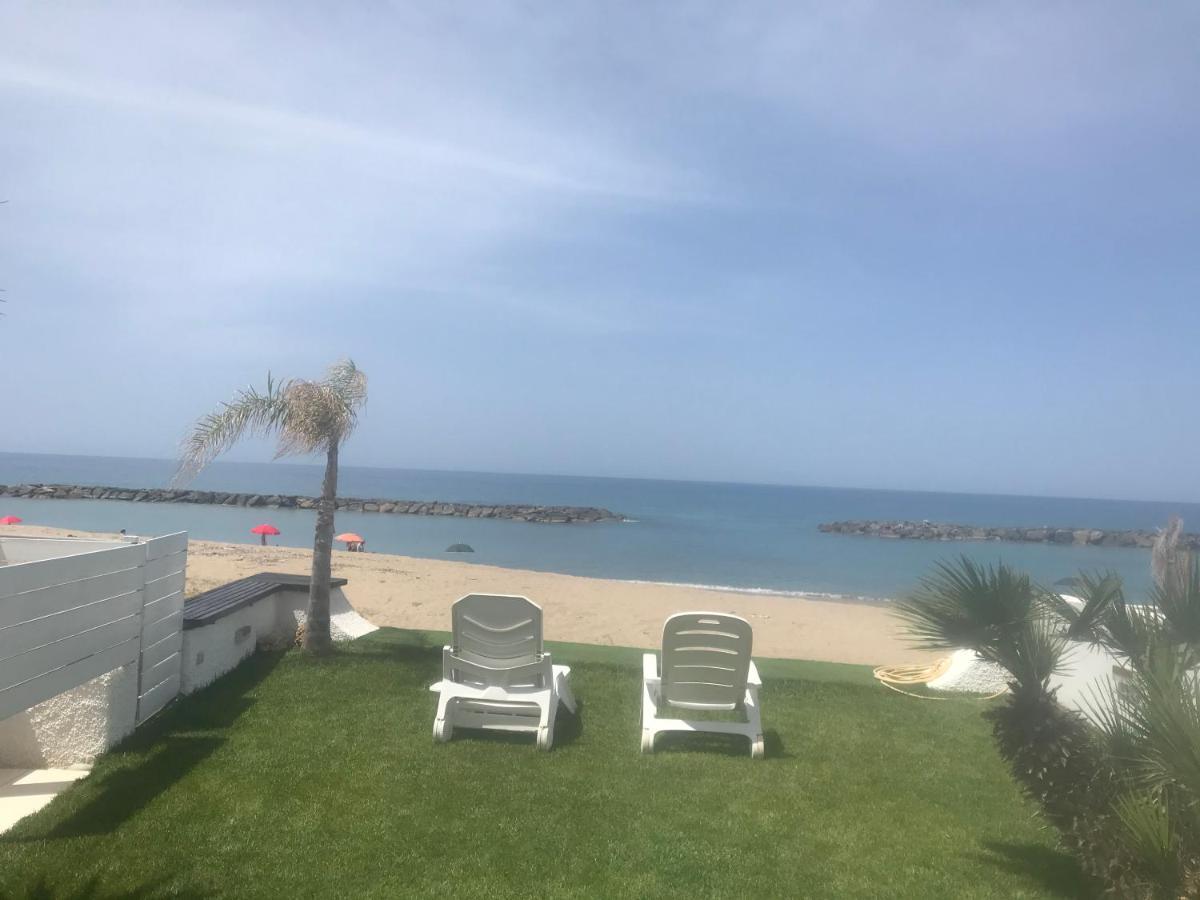 Villa A Diamante Sulla Spiaggia Белведере Маритимо Екстериор снимка