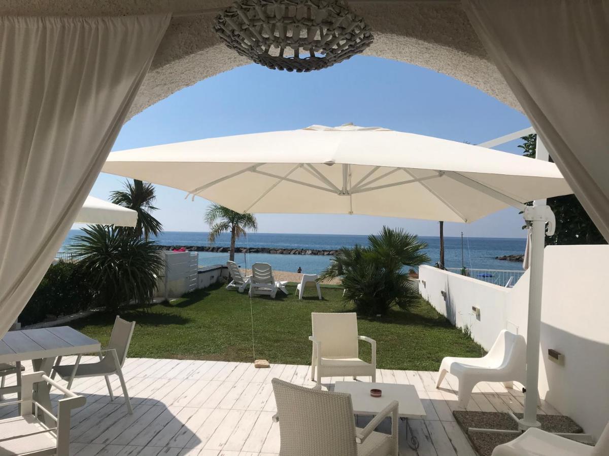 Villa A Diamante Sulla Spiaggia Белведере Маритимо Екстериор снимка